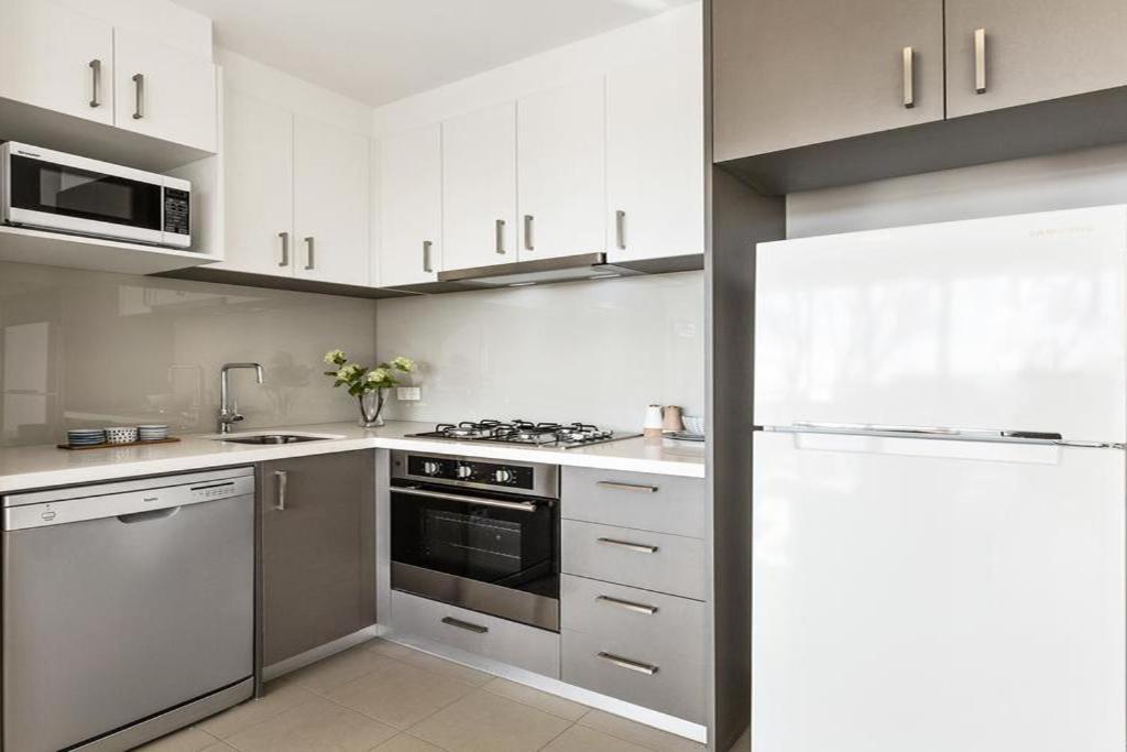 Poplar Box Hill Apartment Exteriör bild