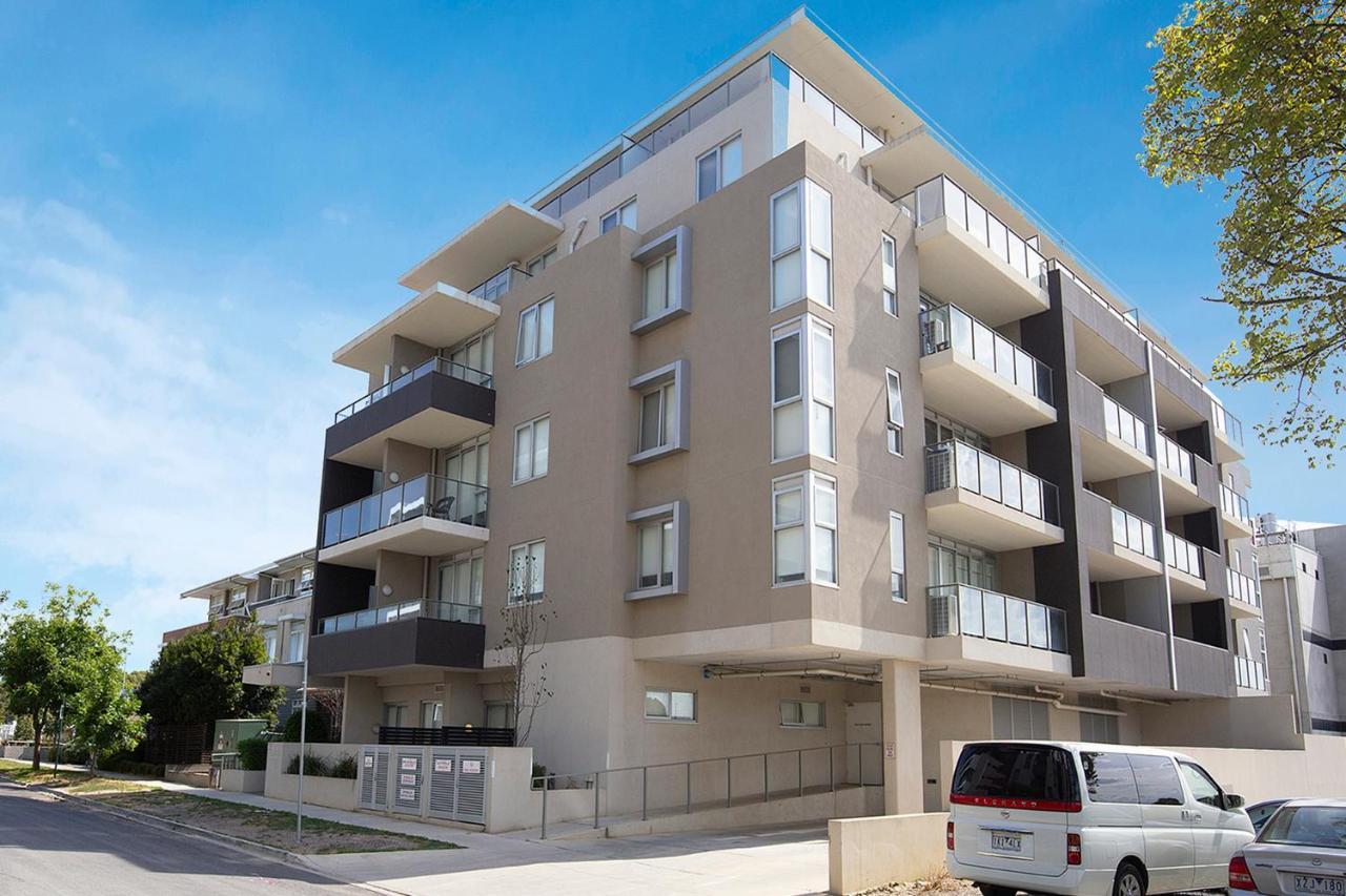 Poplar Box Hill Apartment Exteriör bild