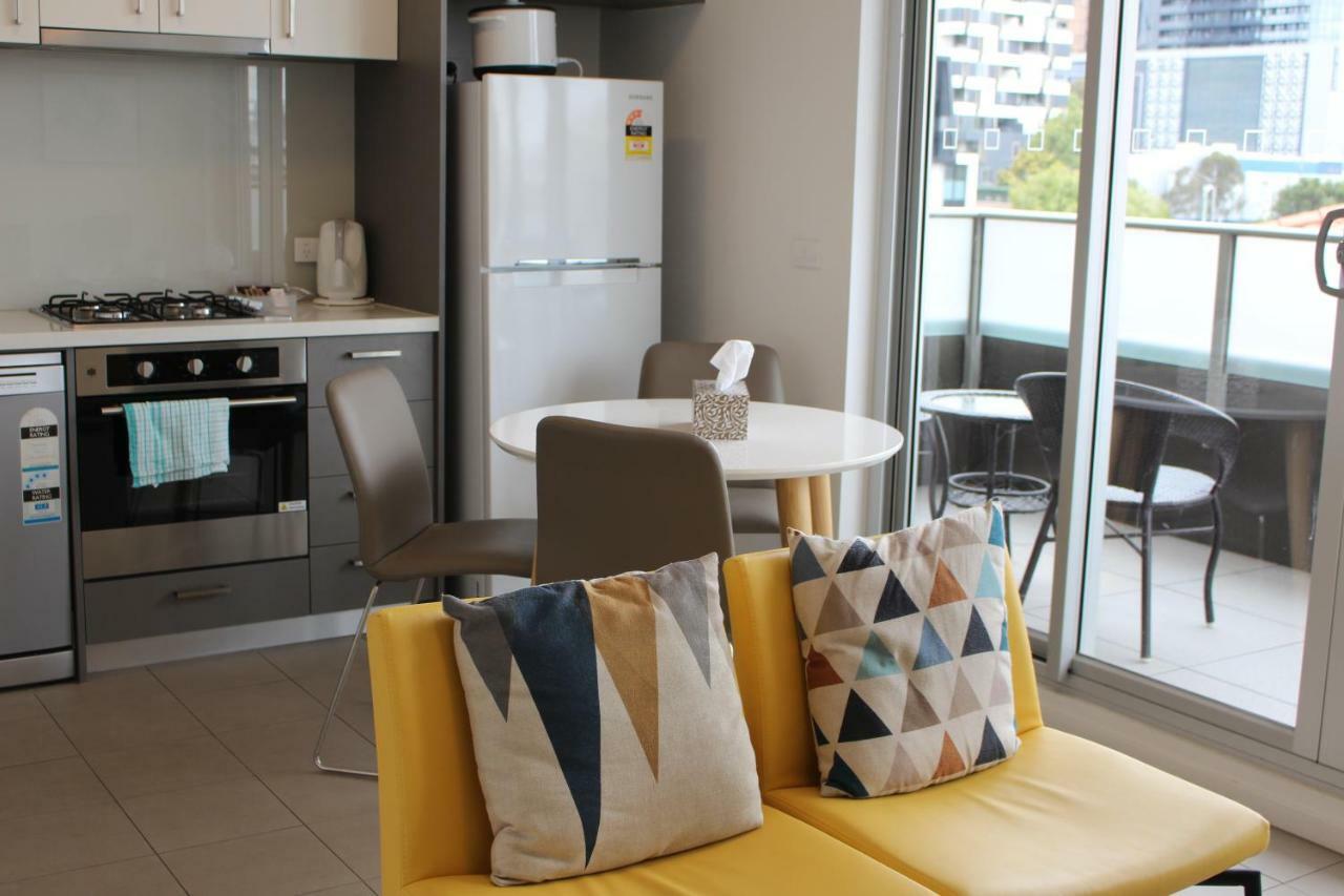 Poplar Box Hill Apartment Exteriör bild